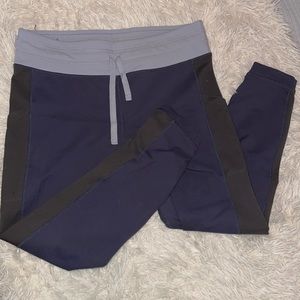 Fabletics Powerhold